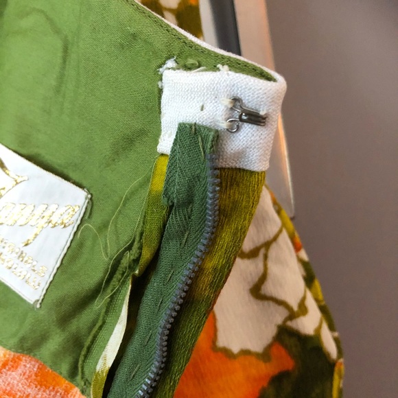 Vintage Hawaiian dress - Picture 6 of 16